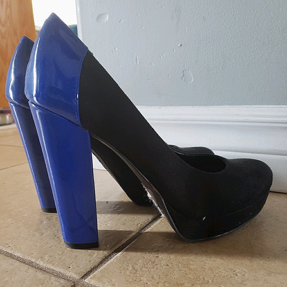 High heel shoes